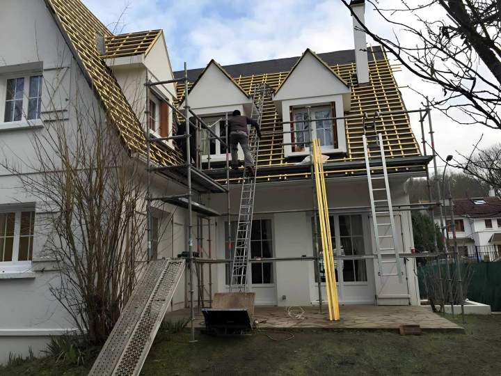 Couvreur zingueur Jouy-en-Josas